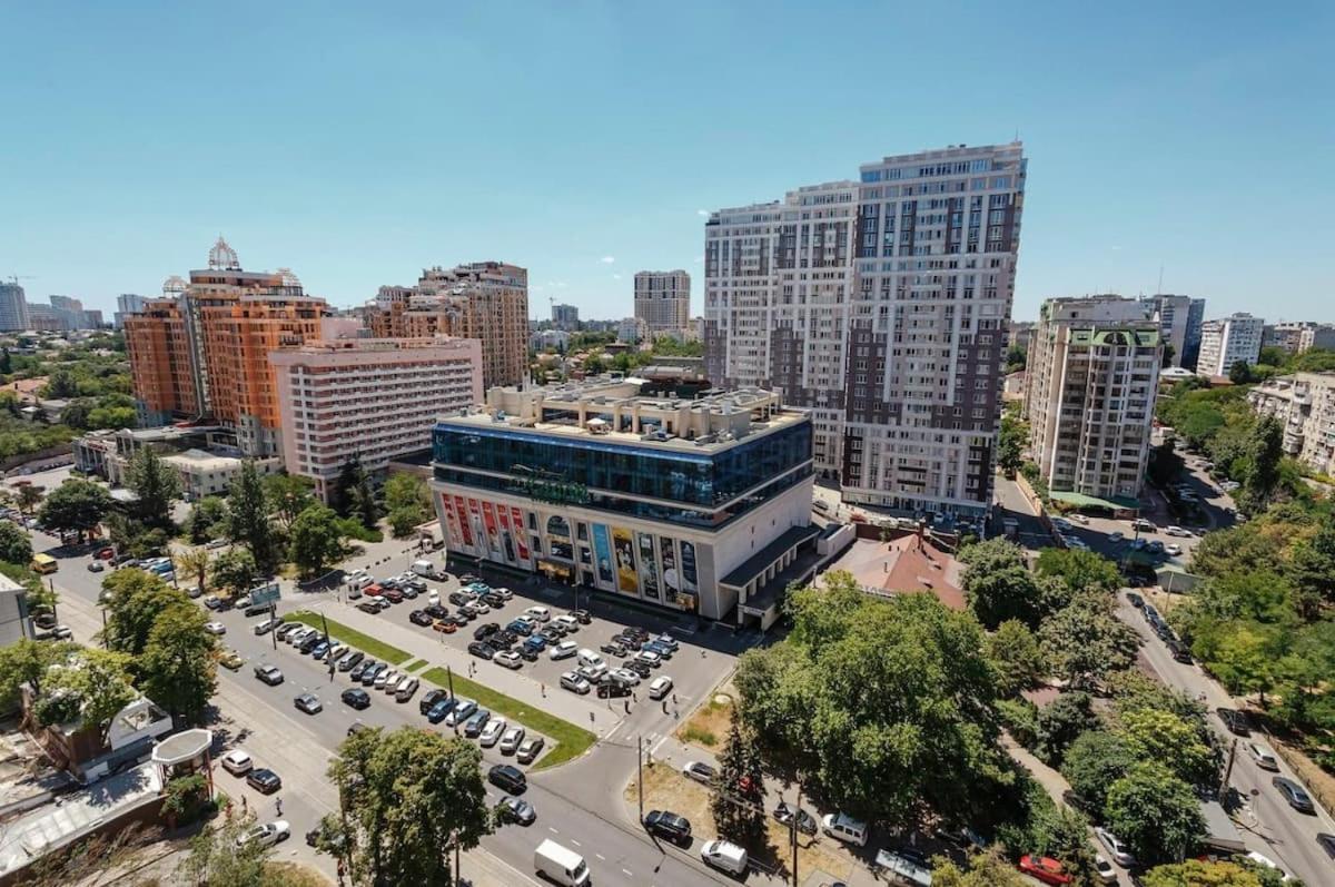 Lux- 2 спальні та вітальня в аркадії- укриття- море Odesa